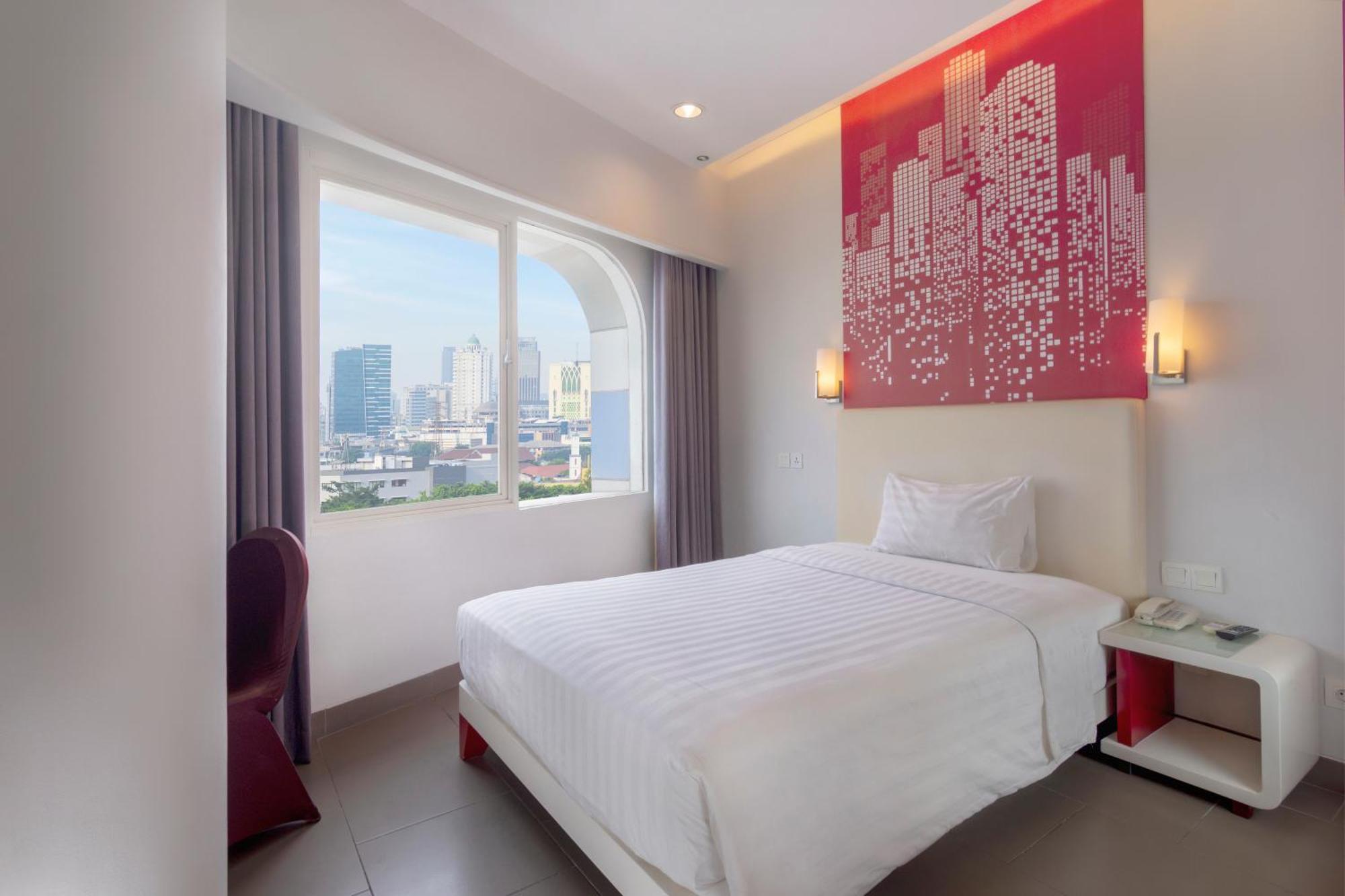 Blue Sky Hotel Petamburan Jakarta Exterior foto